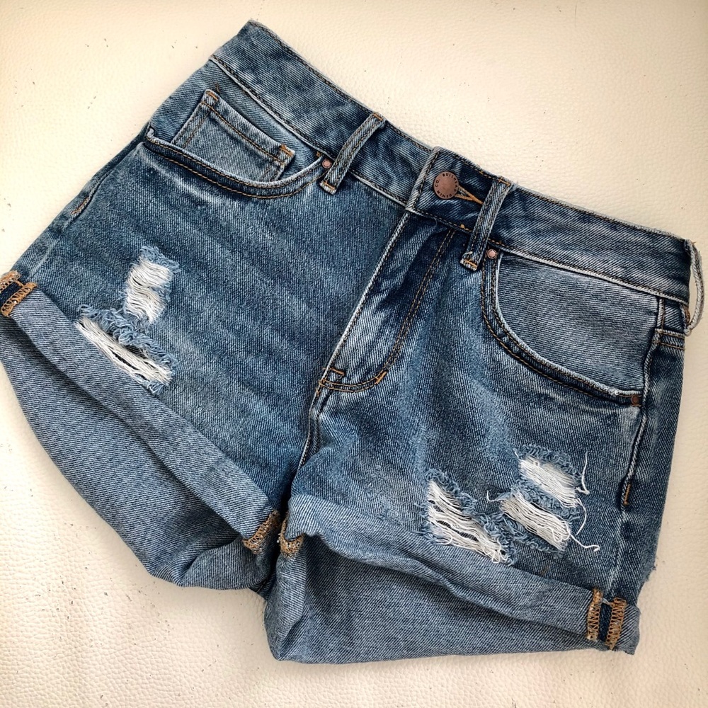 PacSun Bullhead High Rise Shorts (Size 24)